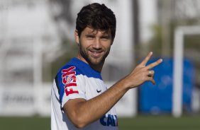 Durante o treino desta tarde no CT 'Joaquim Grava', no Parque Ecolgico do Tiete, zona leste de So Paulo. O prximo jogo da equipe ser domingo dia 03/09, contra o Criciuma/SC, no estdio Heriberto Hulse, vlido pela 19. rodada do Campeonato Brasileiro de 2014