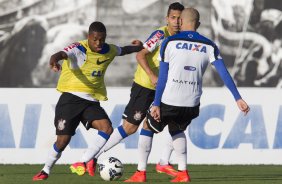 Durante o treino desta tarde no CT 'Joaquim Grava', no Parque Ecolgico do Tiete, zona leste de So Paulo. O prximo jogo da equipe ser domingo dia 03/09, contra o Criciuma/SC, no estdio Heriberto Hulse, vlido pela 19. rodada do Campeonato Brasileiro de 2014