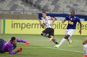 Durante o jogo entre Cruzeiro x Corinthians, realizado esta noite no Mineiro, vlido pela 27 rodada do Campeonato Brasileiro de 2014