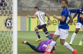 Durante o jogo entre Cruzeiro x Corinthians, realizado esta noite no Mineiro, vlido pela 27 rodada do Campeonato Brasileiro de 2014