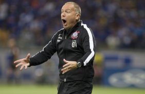 Durante o jogo entre Cruzeiro x Corinthians, realizado esta noite no Mineiro, vlido pela 27 rodada do Campeonato Brasileiro de 2014