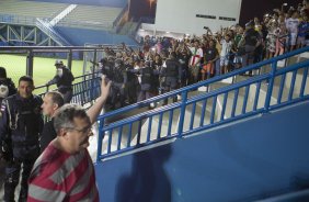 Durante o treino desta tarde em Manaus no CT do So Raimundo. O prximo jogo da equipe ser amanh, sbado, 11/10, contra o Botafogo, na Arena Amaznia, em Manaus, vlido pela 27 rodada do Campeonato Brasileiro de 2014