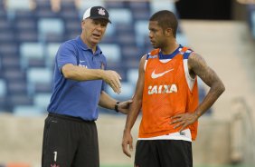 Durante o treino desta tarde na Arena Pantanal, em Cuiaba/MT. O prximo jogo da equipe ser amanh, quarta-feira, dia 22/10, contra o Vitoria/BA, pela 30 rodada do Campeonato Brasileiro de 2014