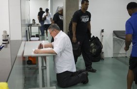 Nos vestiários antes da partida entre Corinthians x Vitoria/BA, realizada esta noite na Arena Pantanal, válida pela 30ª rodada do Campeonato Brasileiro de 2014