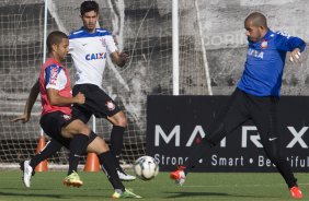 Durante o treino desta tarde no CT Joaquim Grava, zona leste da cidade. O prximo jogo da equipe ser sbado, dia 01/11, contra o Coritiba, na Arena Corinthians, vlido pela 32 rodada do Campeonato Brasileiro de 2014