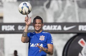 Durante o treino desta tarde no CT Joaquim Grava, zona leste da cidade. O prximo jogo da equipe ser amanh, sbado, dia 01/11, contra o Coritiba, na Arena Corinthians, vlido pela 32 rodada do Campeonato Brasileiro de 2014