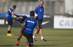Durante o treino desta tarde no CT Joaquim Grava, zona leste da cidade. O prximo jogo da equipe ser amanh, sbado, dia 01/11, contra o Coritiba, na Arena Corinthians, vlido pela 32 rodada do Campeonato Brasileiro de 2014