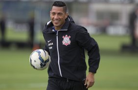 Durante o treino desta tarde no CT Joaquim Grava, zona leste da cidade. O prximo jogo da equipe ser domingo, 19,30hs