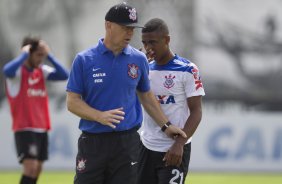 Durante o treino desta manh no CT Joaquim Grava, zona leste da cidade. O prximo jogo da equipe ser domingo, 19,30hs