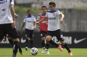 Durante o treino desta manh no CT Joaquim Grava, zona leste da cidade. O prximo jogo da equipe ser domingo, 19,30hs