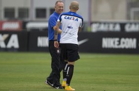 Durante o treino desta manh no CT Joaquim Grava, zona leste da cidade. O prximo jogo da equipe ser domingo, 19,30hs