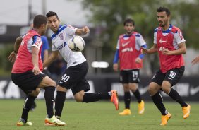 Durante o treino desta manh no CT Joaquim Grava, zona leste da cidade. O prximo jogo da equipe ser domingo, 19,30hs
