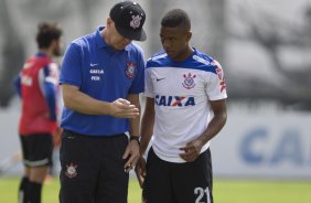 Durante o treino desta manh no CT Joaquim Grava, zona leste da cidade. O prximo jogo da equipe ser domingo, 19,30hs