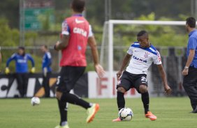 Durante o treino desta manh no CT Joaquim Grava, zona leste da cidade. O prximo jogo da equipe ser domingo, 19,30hs