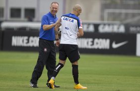Durante o treino desta manh no CT Joaquim Grava, zona leste da cidade. O prximo jogo da equipe ser domingo, 19,30hs