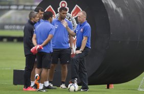 Durante o treino desta manh no CT Joaquim Grava, zona leste da cidade. O prximo jogo da equipe ser domingo, 19,30hs