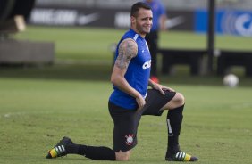 Durante o treino desta manh no CT Joaquim Grava, zona leste da cidade. O prximo jogo da equipe ser domingo, 19,30hs