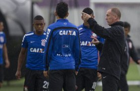 Durante o treino desta tarde no CT Joaquim Grava, zona leste da cidade. O prximo jogo da equipe ser domingo, dia 16/11, contra o Bahia/BA, na Arena Fonte Nova, vlido pela 34 rodada do Campeonato Brasileiro de 2014