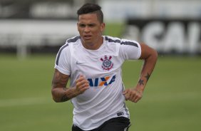 Durante a reapresentacao dos jogadores esta tarde no CT Joaquim Grava, zona leste da cidade. O próximo jogo da equipe será dia 15/01no torneio internacional, em Orlando/EUA, contra o Colonia da Alemanha