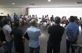 Durante a reapresentacao dos jogadores esta tarde no CT Joaquim Grava, zona leste da cidade. O próximo jogo da equipe será dia 15/01no torneio internacional, em Orlando/EUA, contra o Colonia da Alemanha