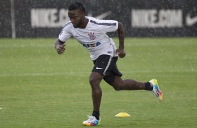Durante a reapresentacao dos jogadores esta tarde no CT Joaquim Grava, zona leste da cidade. O próximo jogo da equipe será dia 15/01no torneio internacional, em Orlando/EUA, contra o Colonia da Alemanha