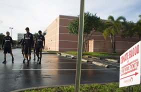 Jogadores durante treino esta manh em uma academia na cidade de Fort Lauderlale. O prximo jogo da equipe ser dia 15/01no torneio internacional, em Orlando/EUA, contra o Colonia da Alemanha