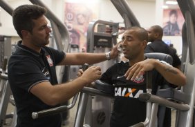 Jogadores durante treino esta manh em uma academia na cidade de Fort Lauderlale. O prximo jogo da equipe ser dia 15/01no torneio internacional, em Orlando/EUA, contra o Colonia da Alemanha