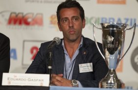 O gerente de futebol Edu Gaspar participa de conferencia de imprensa para apresentao do Florida Cup 2015, antes do treino desta tarde na cidade de Orlando/EUA. O prximo jogo da equipe ser amanh, dia 15/01, no Florida Cup, em Orlando/EUA, contra o Colonia da Alemanha