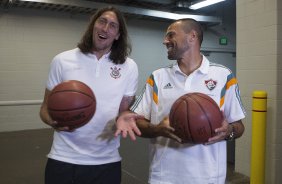 Cassio participa de evento da NBA - National Basketball League - no Amway Center na cidade de Orlando, ao lado do torcedor Ricardo Ramos, aps o treino desta tarde na cidade de Orlando/EUA. O prximo jogo da equipe ser amanh, dia 15/01,no ESPN Wide World of Sports Complex, pelo Florida Cup, em Orlando/EUA, contra o Colonia da Alemanha