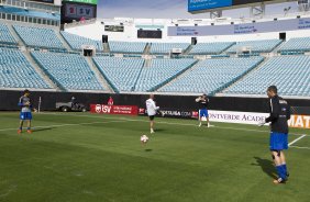 Nos vestirios antes do jogo entre Corinthians/Brasil x Bayer Leverkusen/Alemanha realizado esta tarde no Everbank Field, na cidade de Jacksonville/EUA, vlido pela Florida Cup 2015