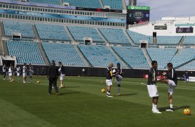 Nos vestirios antes do jogo entre Corinthians/Brasil x Bayer Leverkusen/Alemanha realizado esta tarde no Everbank Field, na cidade de Jacksonville/EUA, vlido pela Florida Cup 2015