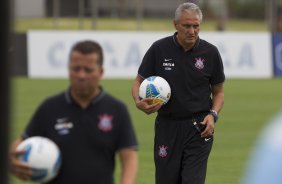 Durante o treino desta manh no CT Joaquim Grava, zona leste da cidade. O prximo jogo da equipe ser contra o Corinthian Casuals, da Inglaterra, sbado, dia 24/01, na Arena Corinthians, em homenagem ao co-irmo