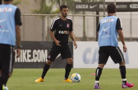 Durante o treino desta manh no CT Joaquim Grava, zona leste da cidade. O prximo jogo da equipe ser contra o Corinthian Casuals, da Inglaterra, sbado, dia 24/01, na Arena Corinthians, em homenagem ao co-irmo