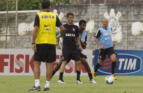 Durante o treino desta manh no CT Joaquim Grava, zona leste da cidade. O prximo jogo da equipe ser contra o Corinthian Casuals, da Inglaterra, sbado, dia 24/01, na Arena Corinthians, em homenagem ao co-irmo