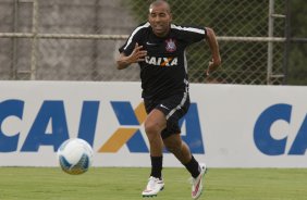 Durante o treino desta manh no CT Joaquim Grava, zona leste da cidade. O prximo jogo da equipe ser contra o Corinthian Casuals, da Inglaterra, sbado, dia 24/01, na Arena Corinthians, em homenagem ao co-irmo