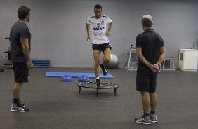 Durante o treino desta manh no CT Joaquim Grava, zona leste da cidade. O prximo jogo da equipe ser quarta-feira, dia 04/02, contra o Once Caldas/Colmbia, na Arena Corinthians, jogo de ida da Pr Libertadores de 2015