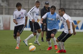 Durante o treino desta manh no CT Joaquim Grava, zona leste da cidade. O prximo jogo da equipe ser quarta-feira, dia 04/02, contra o Once Caldas/Colmbia, na Arena Corinthians, jogo de ida da Pr Libertadores de 2015