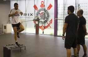 Durante o treino desta manh no CT Joaquim Grava, zona leste da cidade. O prximo jogo da equipe ser quarta-feira, dia 04/02, contra o Once Caldas/Colmbia, na Arena Corinthians, jogo de ida da Pr Libertadores de 2015