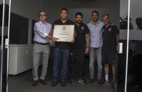 Inauguracao do Laboratorio R9 apôs o treino desta manhã no CT Joaquim Grava, zona leste da cidade. O próximo jogo da equipe será quarta-feira, dia 04/02, contra o Once Caldas/Colômbia, na Arena Corinthians, jogo de ida da Pré Libertadores de 2015