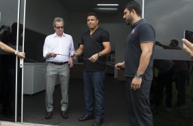 Inauguracao do Laboratorio R9 apôs o treino desta manhã no CT Joaquim Grava, zona leste da cidade. O próximo jogo da equipe será quarta-feira, dia 04/02, contra o Once Caldas/Colômbia, na Arena Corinthians, jogo de ida da Pré Libertadores de 2015