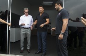 Inauguracao do Laboratorio R9 aps o treino desta manh no CT Joaquim Grava, zona leste da cidade. O prximo jogo da equipe ser quarta-feira, dia 04/02, contra o Once Caldas/Colmbia, na Arena Corinthians, jogo de ida da Pr Libertadores de 2015