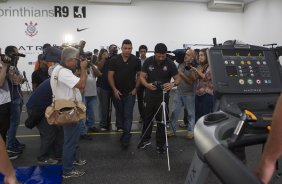 Inauguracao do Laboratorio R9 apôs o treino desta manhã no CT Joaquim Grava, zona leste da cidade. O próximo jogo da equipe será quarta-feira, dia 04/02, contra o Once Caldas/Colômbia, na Arena Corinthians, jogo de ida da Pré Libertadores de 2015