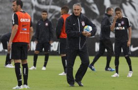 Durante o treino desta tarde no CT Joaquim Grava, zona leste da cidade. O prximo jogo da equipe domingo, dia 08/02, contra o Palmeiras, no Allianz Arena, jogo vlido pela 2 rodada do Campeonato Paulista de 2015