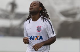 Durante o treino desta tarde no CT Joaquim Grava, zona leste da cidade. O próximo jogo do time será sábado dia 14/02 contra o Botafogo/RP, na Arena Corinthians, válido pela 4ª rodada do Campeonato Paulista de 2015