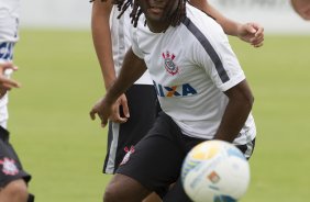 Durante o treino desta tarde no CT Joaquim Grava, zona leste da cidade. O próximo jogo do time será sábado dia 14/02 contra o Botafogo/RP, na Arena Corinthians, válido pela 4ª rodada do Campeonato Paulista de 2015