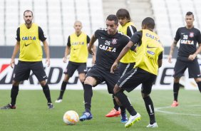 Durante o treino desta tarde na Arena Corinthians, zona leste da cidade. O prximo jogo ser amanh, quarta-feira, dia 18/02 contra o So Paulo, na Arena Corinthians, jogo de ida da fase classificatoria da Copa Libertadores da Amrica 2015