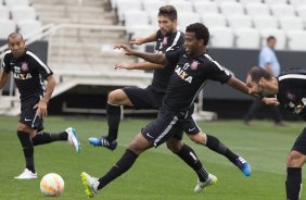 Durante o treino desta tarde na Arena Corinthians, zona leste da cidade. O prximo jogo ser amanh, quarta-feira, dia 18/02 contra o So Paulo, na Arena Corinthians, jogo de ida da fase classificatoria da Copa Libertadores da Amrica 2015