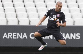 Durante o treino desta tarde na Arena Corinthians, zona leste da cidade. O prximo jogo ser amanh, quarta-feira, dia 18/02 contra o So Paulo, na Arena Corinthians, jogo de ida da fase classificatoria da Copa Libertadores da Amrica 2015