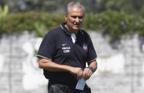 Durante o treino desta manh no CT Joaquim Grava, zona leste da cidade. O prximo jogo ser quarta-feira, dia 25/02 contra o Linense, no estdio Gilbertao., jogo adiado da 2 rodada do Campeonato Paulista de 2015