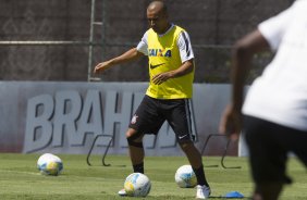 Durante o treino desta manh no CT Joaquim Grava, zona leste da cidade. O prximo jogo ser quarta-feira, dia 25/02 contra o Linense, no estdio Gilbertao., jogo adiado da 2 rodada do Campeonato Paulista de 2015